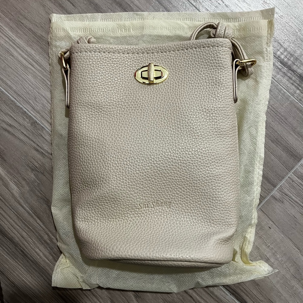 Elegant Cream cross body bag